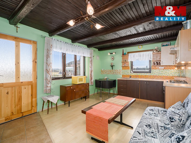Prodej  rodinného domu 51 m², pozemek 1 086 m² - foto 3