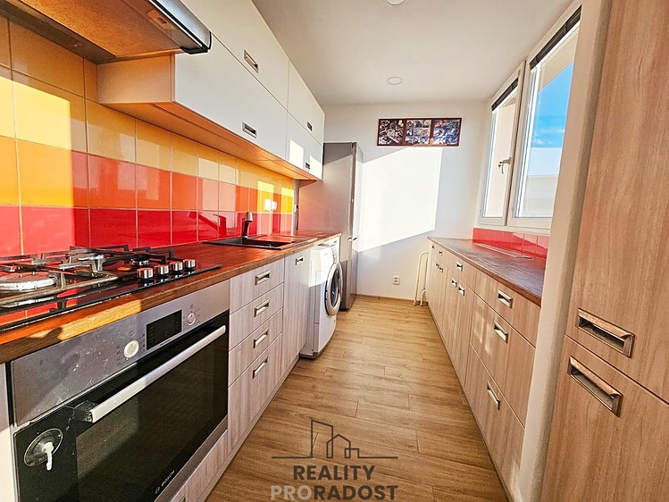 Prodej bytu 3+1 74 m² - foto 2
