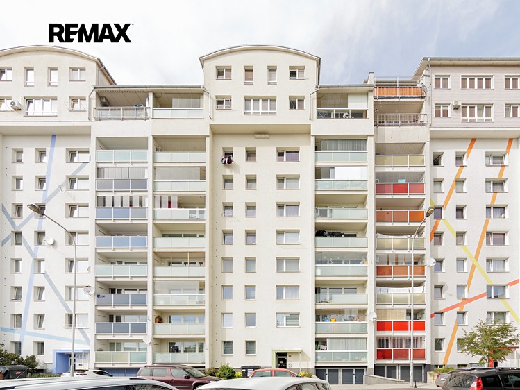 Prodej bytu 3+1 68 m² (Jednopodlažní) - foto 2