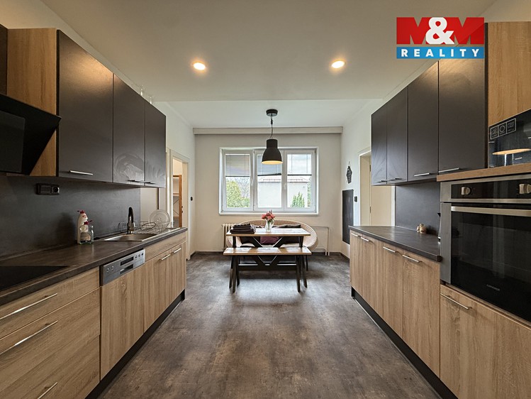 Prodej bytu 3+1 90 m² - foto 4