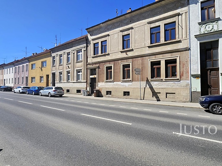 Prodej bytu 4+kk 108 m² - foto 1