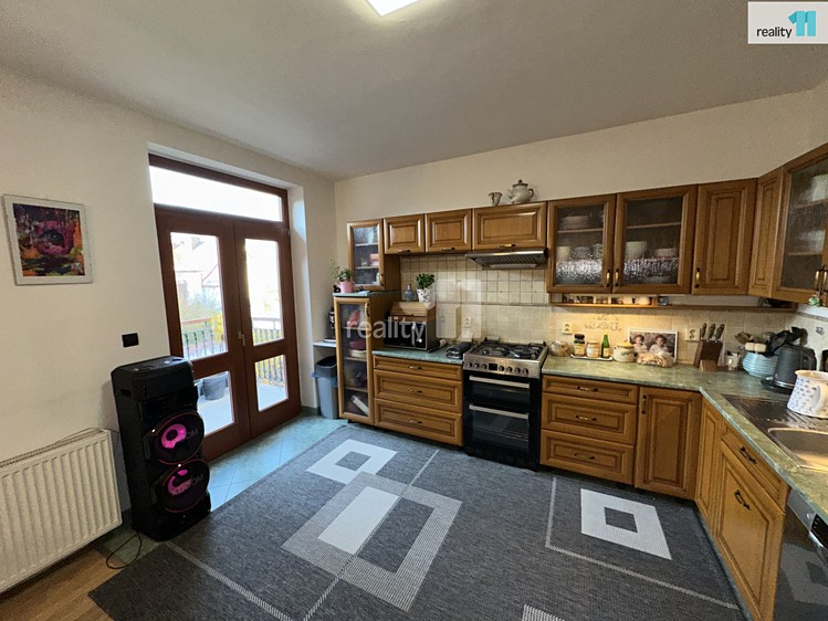 Prodej  rodinného domu 300 m², pozemek 146 m² - foto 5