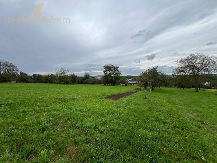 Prodej  stavebního pozemku 1 632 m² - foto 6