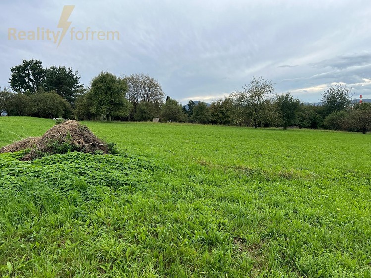 Prodej  stavebního pozemku 1 632 m² - foto 4