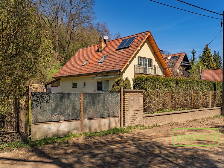 Prodej  rodinného domu 170 m², pozemek 1 071 m² - foto 4
