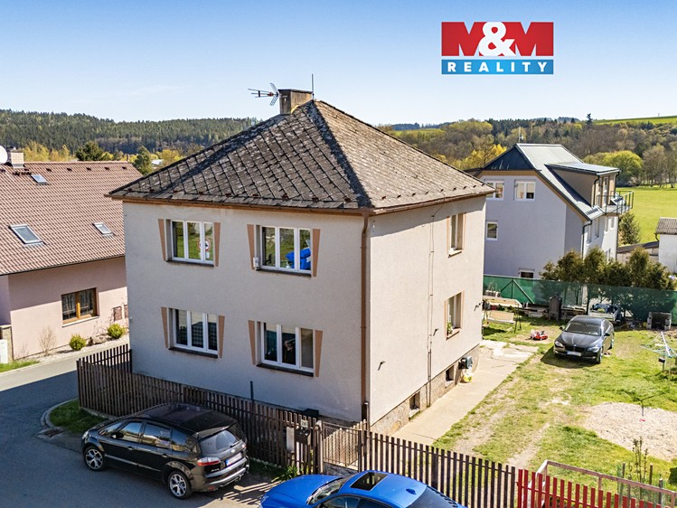 Prodej rodinného domu 159 m², pozemek 452 m² - foto 1
