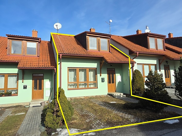 Prodej rodinného domu 92 m², pozemek 158 m² - foto 2