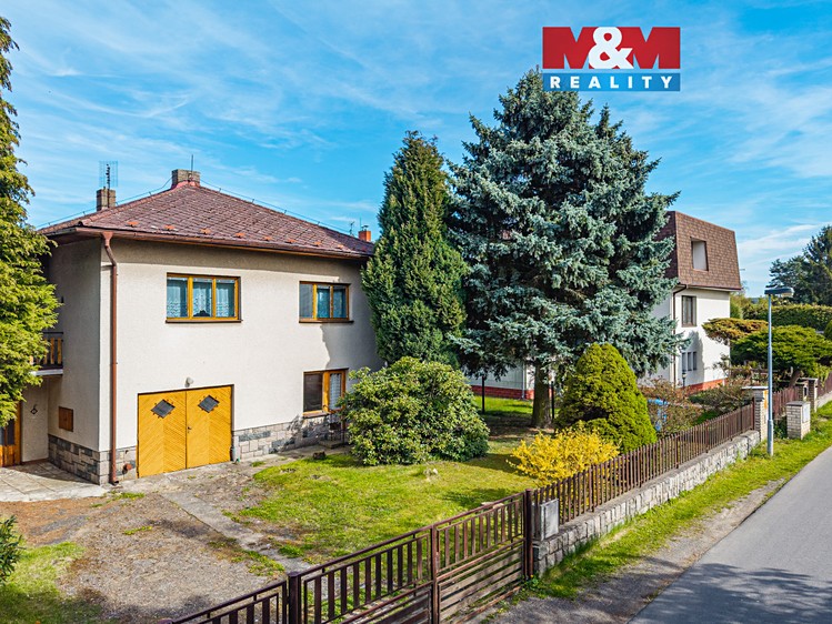 Prodej rodinného domu 122 m², pozemek 799 m² - foto 1