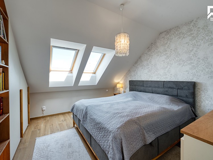 Pronájem rodinného domu 135 m², pozemek 638 m² - foto 7
