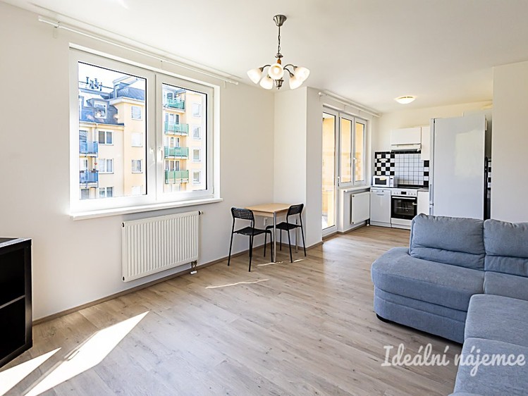 Pronájem bytu 2+kk 53 m² - foto 6