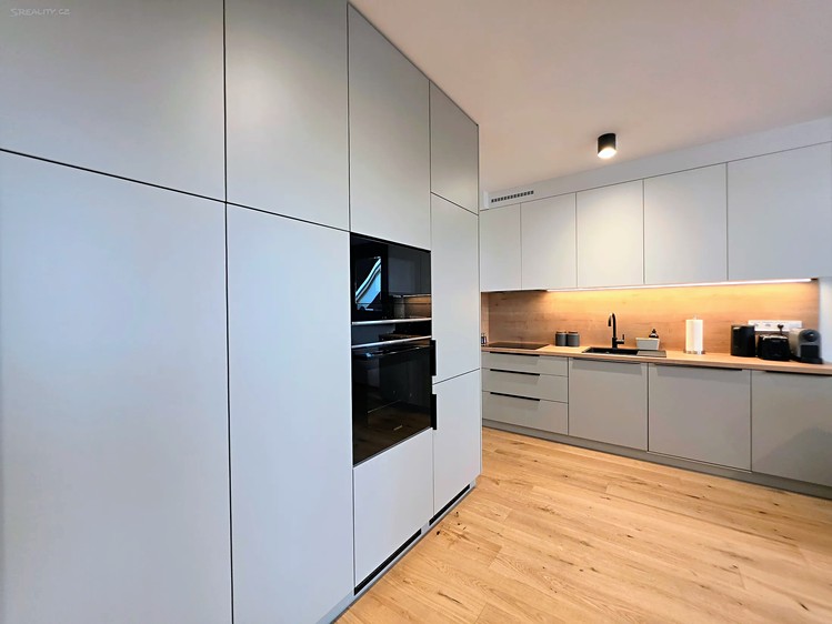 Prodej bytu 3+kk 84 m² - foto 2