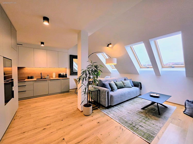 Prodej bytu 3+kk 84 m² - foto 1