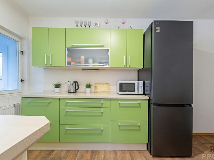 Prodej rodinného domu 200 m², pozemek 1 688 m² - foto 1