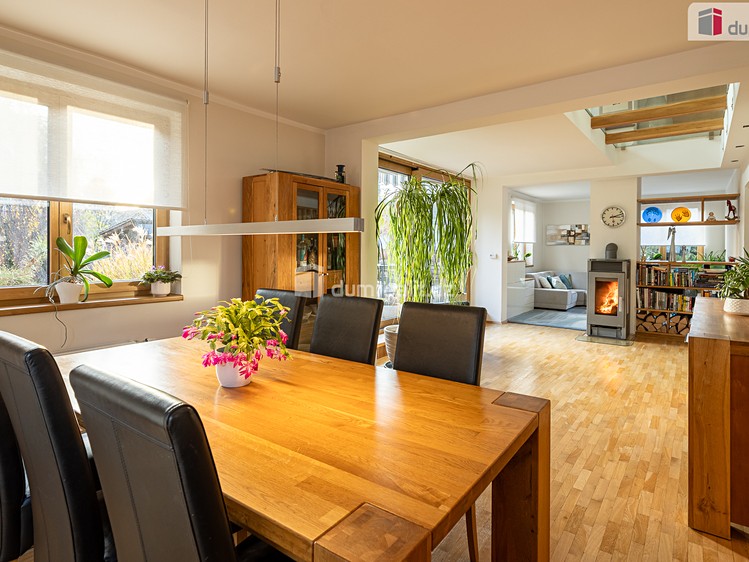 Prodej vily 300 m², pozemek 726 m² - foto 6