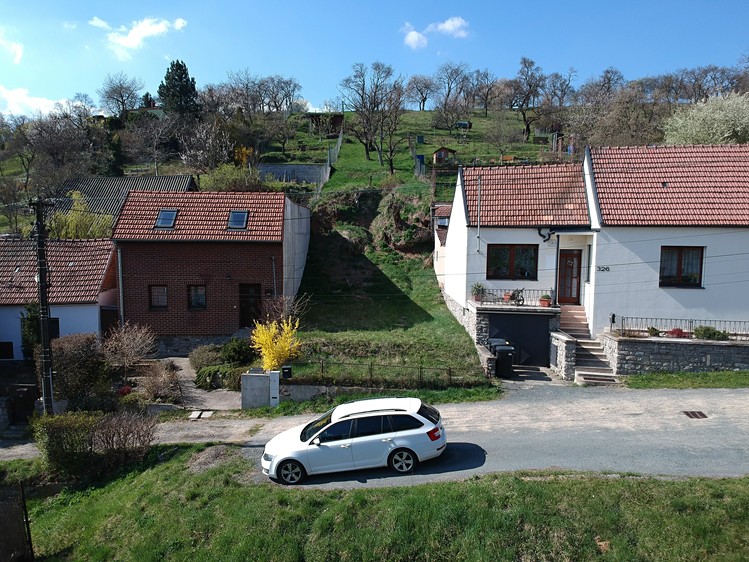 Prodej  stavebního pozemku 859 m² - foto 6