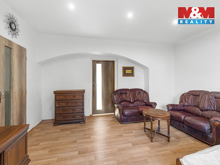 Prodej rodinného domu 125 m², pozemek 1 388 m² - foto 5