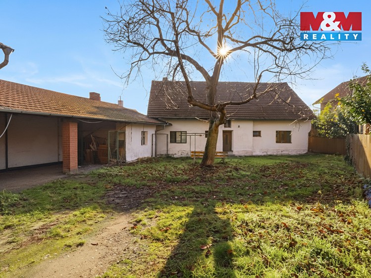 Prodej rodinného domu 125 m², pozemek 1 388 m² - foto 2