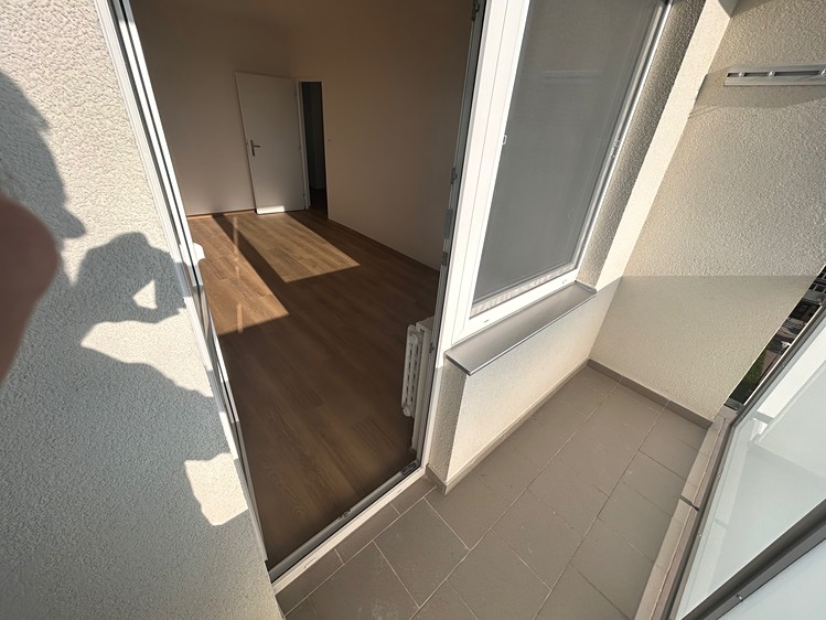 Pronájem bytu 2+kk 61 m² (Jednopodlažní) - foto 5