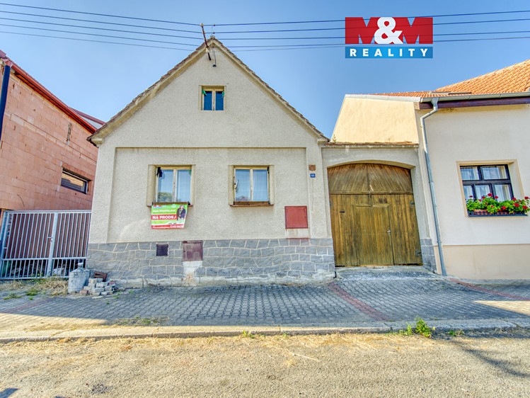 Prodej rodinného domu 100 m², pozemek 980 m² - foto 1