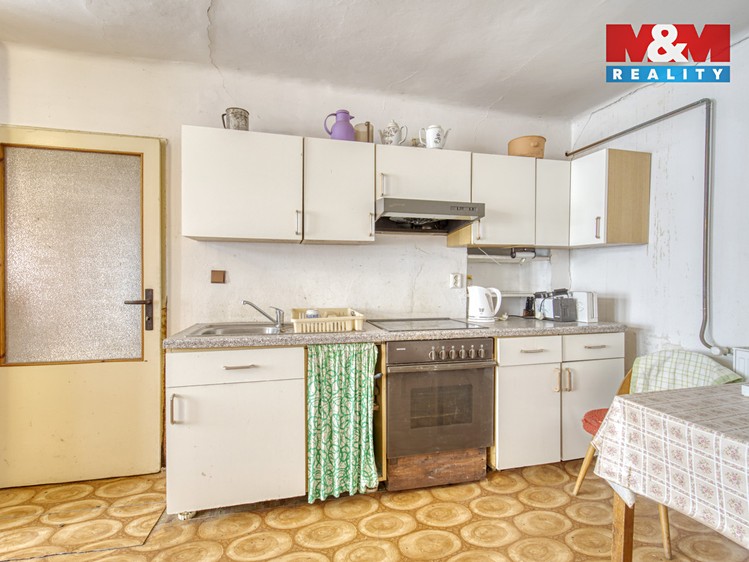 Prodej rodinného domu 100 m², pozemek 980 m² - foto 5