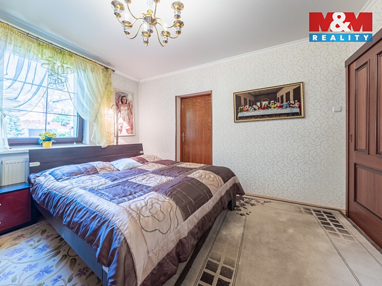 Prodej rodinného domu 144 m², pozemek 582 m² - foto 4