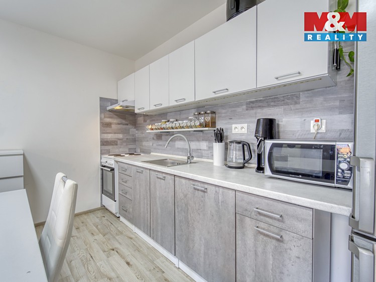 Prodej rodinného domu 94 m², pozemek 838 m² - foto 5