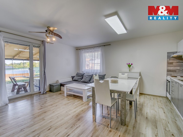 Prodej rodinného domu 94 m², pozemek 838 m² - foto 4