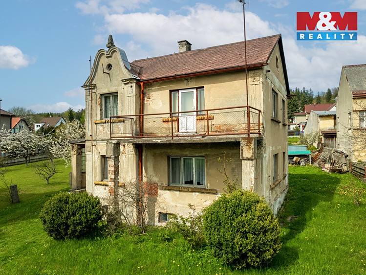 Prodej rodinného domu 200 m², pozemek 1 442 m² - foto 2