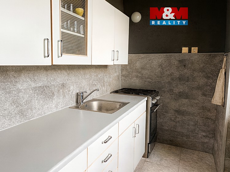 Prodej bytu 2+1 53 m² - foto 1