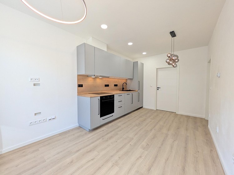 Pronájem bytu 3+kk 69 m² (Jednopodlažní) - foto 7