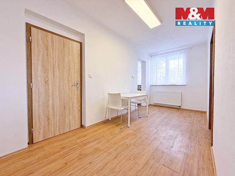 Prodej bytu 3+1 70 m² - foto 3