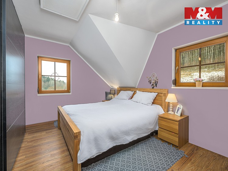 Prodej  rodinného domu 139 m², pozemek 977 m² - foto 8