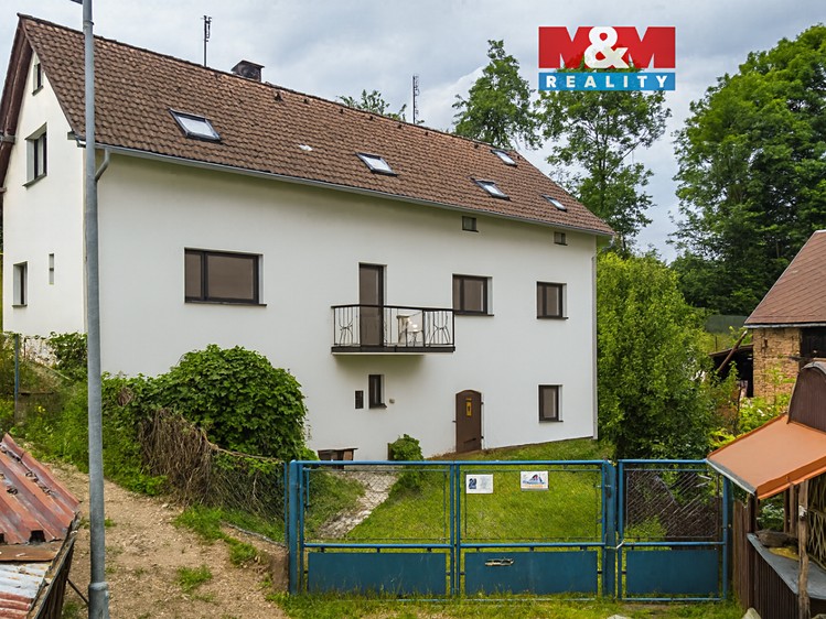 Prodej rodinného domu 200 m², pozemek 1 711 m² - foto 1