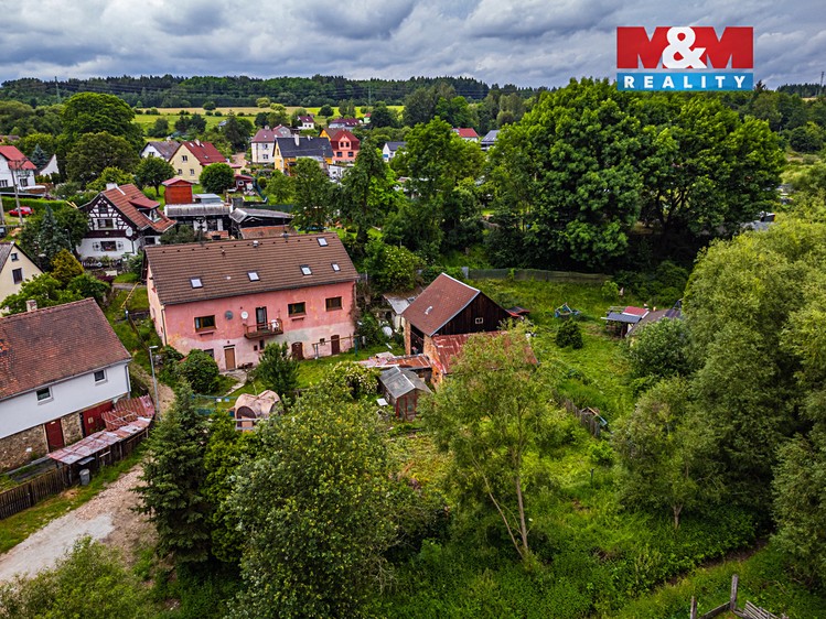 Prodej rodinného domu 200 m², pozemek 1 711 m² - foto 8