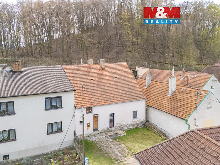 Prodej rodinného domu 117 m², pozemek 746 m² - foto 1