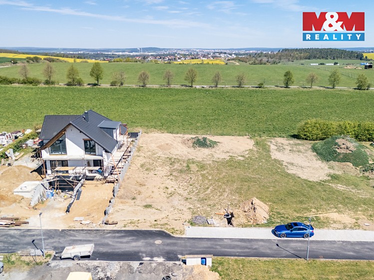 Prodej stavebního pozemku 747 m² - foto 4
