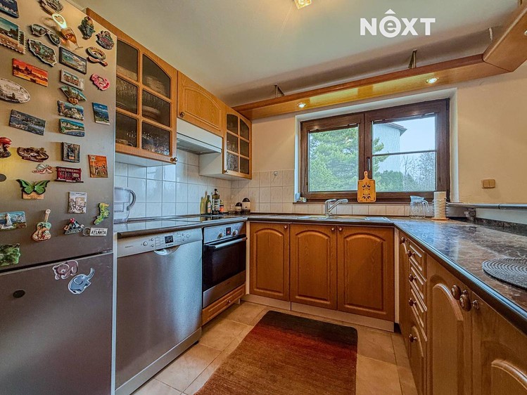 Prodej  rodinného domu 179 m², pozemek 839 m² - foto 4