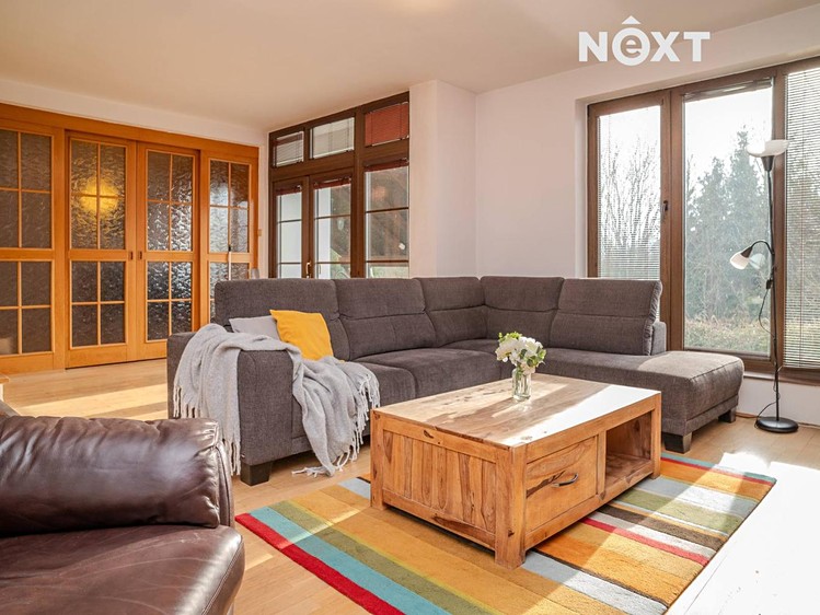 Prodej  rodinného domu 179 m², pozemek 839 m² - foto 3