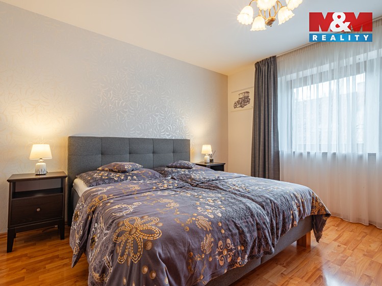 Prodej rodinného domu 163 m², pozemek 340 m² - foto 8