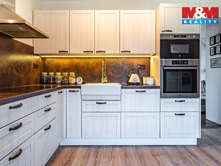 Prodej rodinného domu 163 m², pozemek 340 m² - foto 6