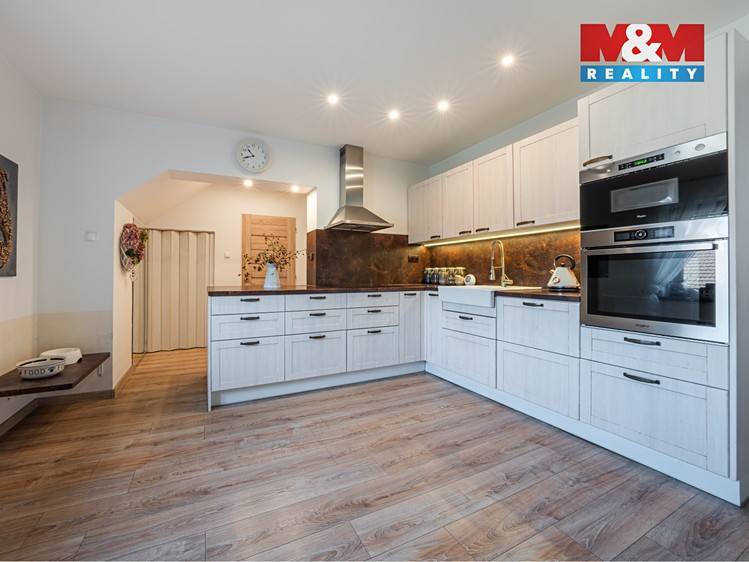 Prodej rodinného domu 163 m², pozemek 340 m² - foto 5