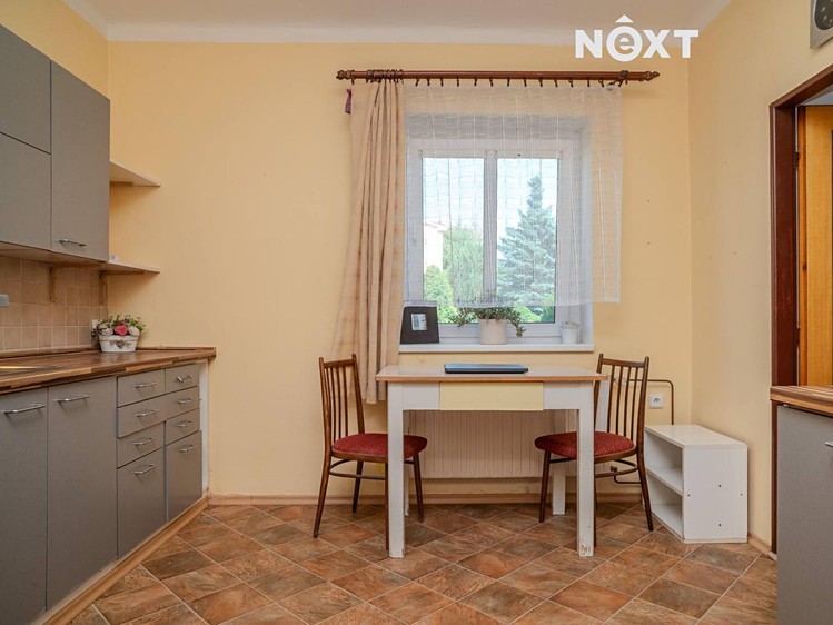 Prodej  rodinného domu 142 m², pozemek 998 m² - foto 7
