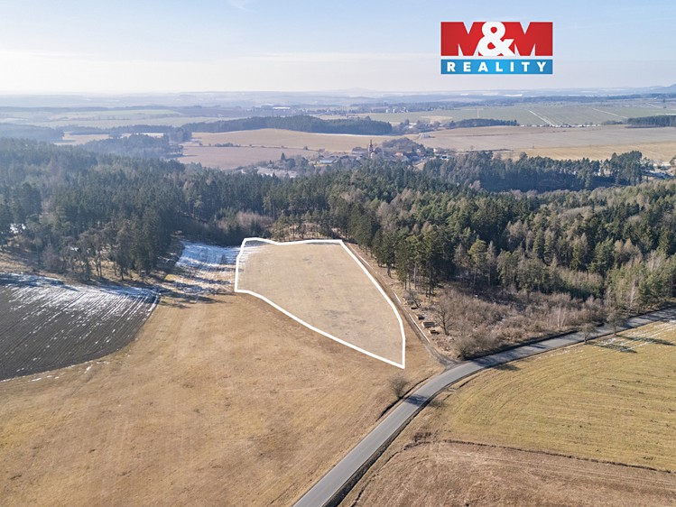 Prodej pole 11 849 m² - foto 1