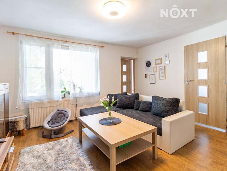 Prodej rodinného domu 150 m², pozemek 718 m² - foto 1