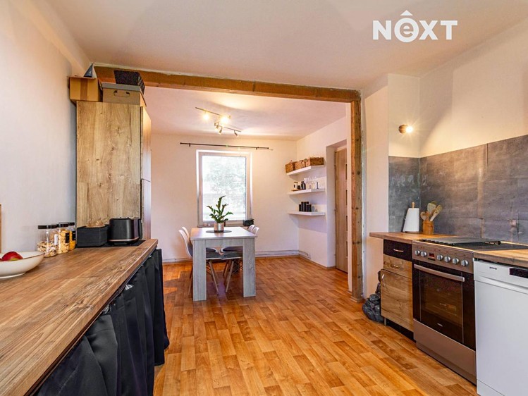 Prodej rodinného domu 150 m², pozemek 718 m² - foto 2