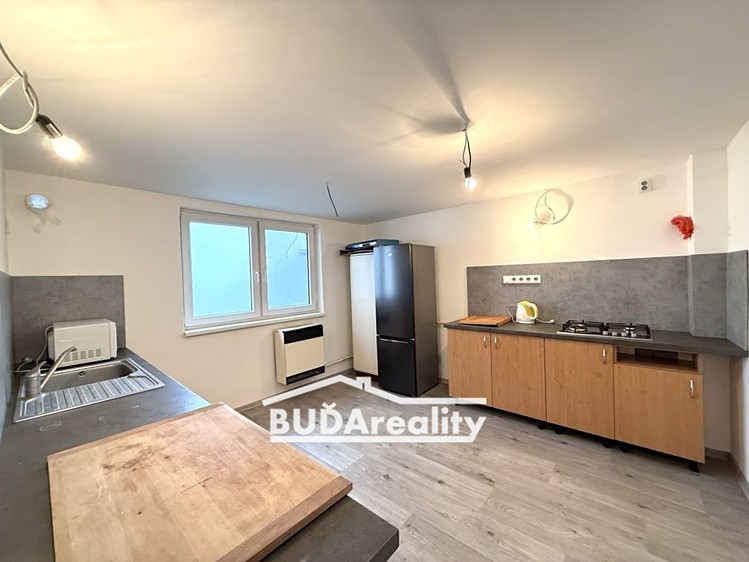 Prodej  rodinného domu 70 m², pozemek 179 m² - foto 6