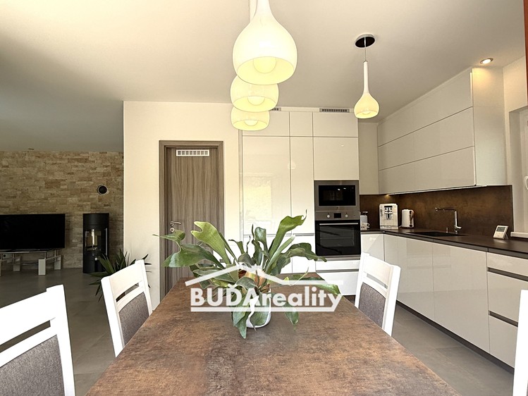 Prodej  rodinného domu 134 m², pozemek 1 289 m² - foto 7