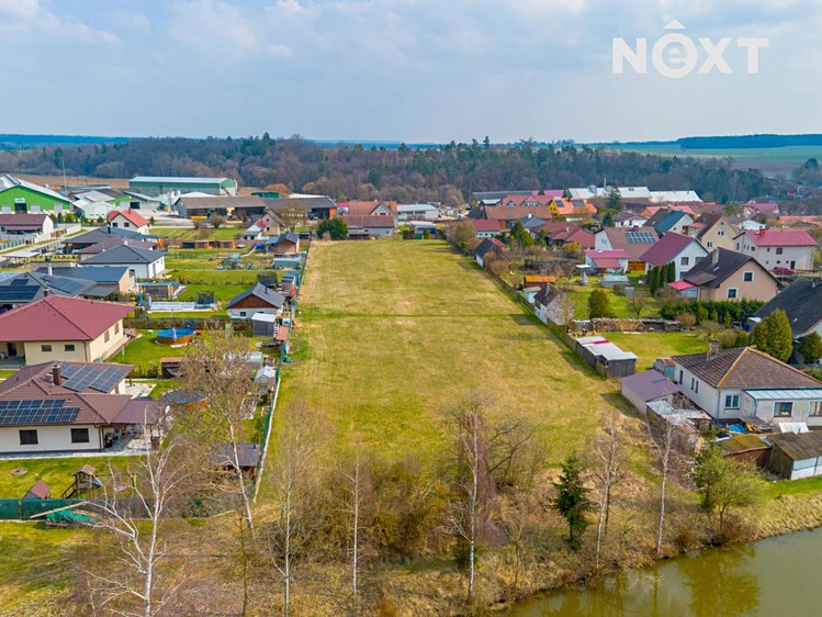 Prodej  stavebního pozemku 7 273 m² - foto 5