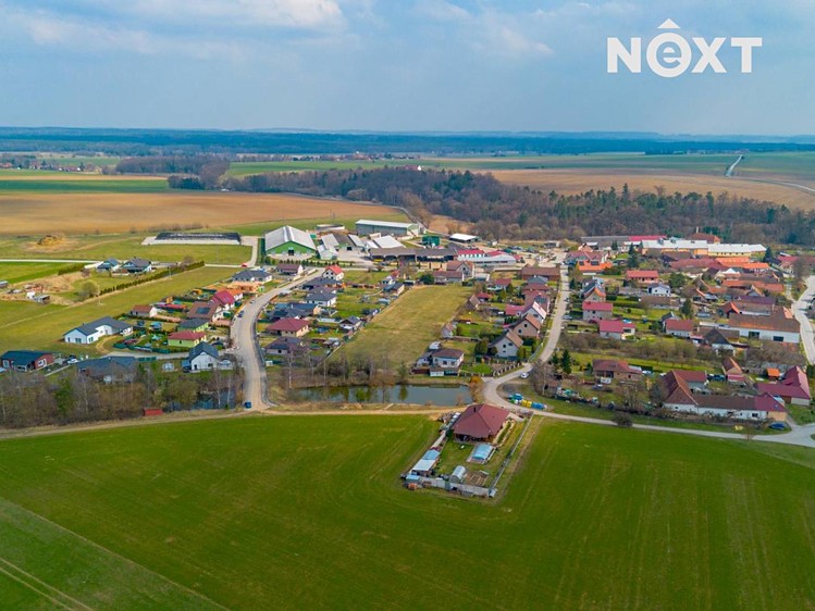 Prodej  stavebního pozemku 7 273 m² - foto 3