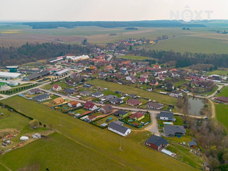 Prodej  stavebního pozemku 7 273 m² - foto 8